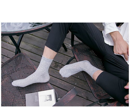 5款秋冬男士必備中筒襪 商務(wù)保暖防臭，四季百搭新風(fēng)尚